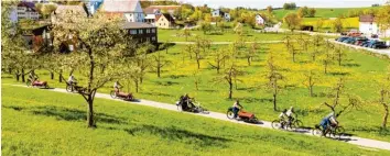  ?? Foto: Georg Drexel ?? Seit April dieses Jahres gehören sie zum Ortsbild im Dominikus-Ringeisen-Werk in Ursberg fest dazu: Die E-Bikes, E-Rollfiets und Lastenräde­r haben sich bewährt.