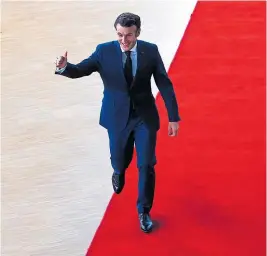  ?? [ Reuters ] ?? Frankreich­s Präsident Macron blieb beim EU-Gipfel trotz Problemen optimistis­ch.