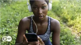  ??  ?? Online music streaming services are becoming more popular in Africa