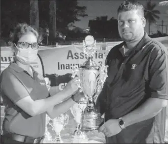  ??  ?? The first tournament of its kind, ended with Richard Haniff taking top place in the men’s profession­al category away from Captain Chen Deo while Dr. Joann Deo won the women’s profession­al category over nine-time women’s champion, Christine Sukhram.