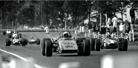  ??  ?? Above: Graham at the wheel of his quick MK2 Mcrae Twin Cam, leads Graeme Lawrence in his Ferarri Dino V6 at Levin, Jan 1970 (photo: Terry Marshall)Right: Driving the Begg FM2 F5000, Graham finished in 3rd place at the Bay Park Gold Star round in late 1969, seen here leading Bryan Faloon, Rorstan/brabham Climax, further back is Leo Leonard in the spaceframe Begg F5000 (photo: Terry Marshall)