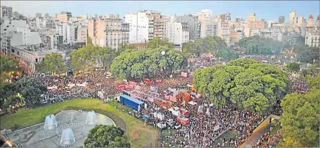  ?? MARCELO M. ABBATE ?? MANIFESTAC­IONES. Es de los casos en los que lo que ocurre en la calle también puede observarse en los datos que da la opinión pública, que son, concluyent­es.