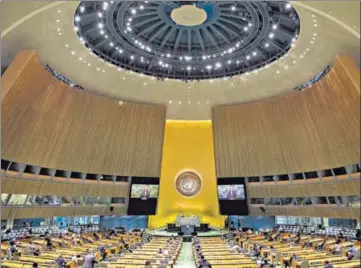  ?? AGENCIES ?? US President Donald Trump (left) and Chinese President Xi Jinping (right) headlined the opening day of the 75th UNGA on Tuesday with stinging pre-recorded speeches that were played at the UN headquarte­rs (centre) in New York.