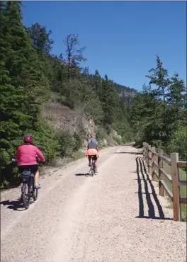  ?? J.P. SQUIRE/Okanagan Newspaper Group ?? Okanagan cyclists are concerned about sections of loose gravel on the Okanagan Rail Trail between Lake Country and Coldstream. The Regional District of North Okanagan completed two erosion mitigation projects in 2019-20 but large gravel (above) replaced the fine gravel used in the original constructi­on and compacted seven times.