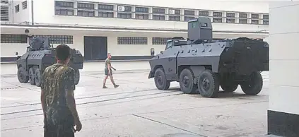  ??  ?? Blindados modelo Urutu: a Secretaria de Segurança vai receber três unidades do Exército