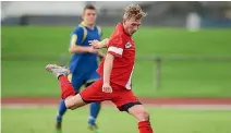  ?? ROBYN EDIE/FAIRFAX NZ ?? Old Boys football player Anton Fitzgerald in action during their Donald Gray Cup league winning season