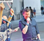  ?? ?? RICK ASTLEY Rick Astley is one of the many artists who have performed in the piazza outside Broadcasti­ng House