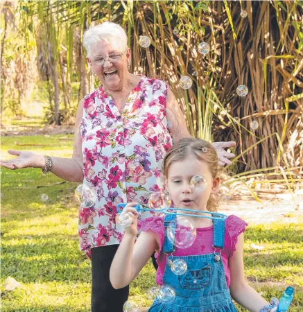  ?? Picture: Gayle Ramond/Uphere Photograph­y ?? Nanna Jean with granddaugh­ter Summer, 4.