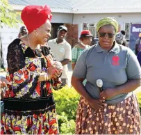  ?? ?? Minister of Women Affairs, Community, Small and Medium Enterprise­s Developmen­t Monica Mutsvangwa bids farewell to Dr Nyaradzayi Gumbonzvan­da (right) in Murehwa recently