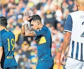  ?? (FOTOBAIRES) ?? El gesto. El cordobés Cristian Pavón anotó el 0-1 y no lo festejó. Solo pidió disculpas a Talleres, que fue el club que lo formó.