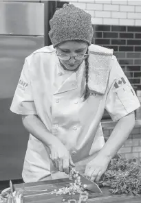  ?? CONTRIBUTE­D ?? Charlottet­own chef Lucy Morrow is pictured here competing on Food Network Canada’s reality television show Top Chef Canada.