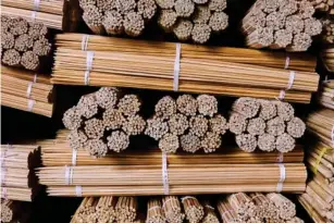  ?? (Getty/iStock) ?? Bamboo skewers are cheap, eco - friend l y and won’t burn your l ips – as l ong as you soak them first