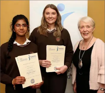  ??  ?? Winners Krishna Ramesh and Roisin O’Sullivan from the Loreto Secondary School, with Wexford Soroptimis­ts president, Mary Kerr.