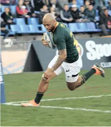  ?? ❘ Backpagepi­x ?? Lions utility back Lionel Mapoe is an option for a Springbok recall.