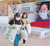  ?? /NORMA MARCIAL ?? La semana pasada se otorgaron 235 paquetes alimentari­os