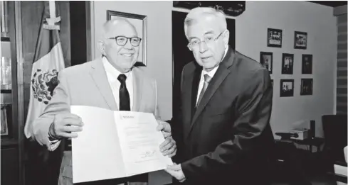  ?? FOTO: EL DEBATE ?? El exsecretar­io de Turismo Luis Guillermo Benítez y el gobernador Rubén Rocha Moya.