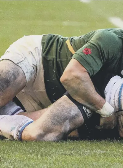  ?? ?? Captain Stuart Hogg gave Scotland hope with his second try of the game against South Africa on Saturday but the Springboks turned the screw forcing a number of penalties and stretched away to seal a 30-15 victory