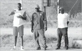 ??  ?? New Bulawayo City head coach Amini Soma-Phiri (centre) with assistant coach Bekithemba Ndlovu (left) and technical advisor Barry Daka