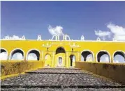  ??  ?? The Convento de Izamal is located in the town of Izamal, a nice detour between Chichén Itzá and Merída.