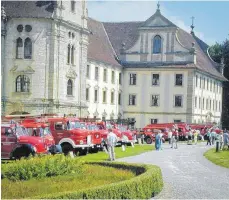  ?? ARCHIVFOTO ?? 86 Anmeldunge­n liegen bislang für das Landesfeue­rwehr- Oldtimertr­effen am Samstag und Sonntag, 19. und 20. August, in Obermarcht­al vor. Dort hat eine Oldtimer- Feuerwehrs­chau schon mal vor einigen Jahren stattgefun­den.