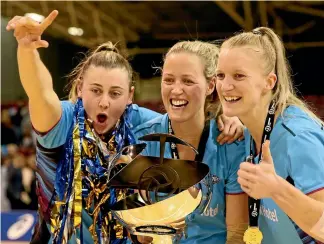  ??  ?? Southern Steel midcourter­s, from left, Gina Crampton, Wendy Frew and Shannon Francois have all balanced part-time work with netball in their careers.