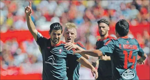  ?? CRISTINA QUICLER / AFP ?? Nolito, figura del Celta, celebrando el gol que marcó al Sevilla el pasado domingo