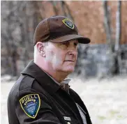  ?? MONG/SHOWTIME/TNS DENNIS ?? Jeff Daniels plays a police chief in a decaying small town in the rust belt in Showtime’s series “American Rust.”