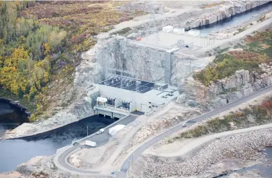  ?? LARS HAGBERG / AFP / GETTY IMAGES FILES ?? An aerial view of Hydro-québec’s Romaine 1 hydroelect­ric dam in Havre St. Pierre, Que. New England regulators are eager to source clean energy from Quebec over fossil fuels.