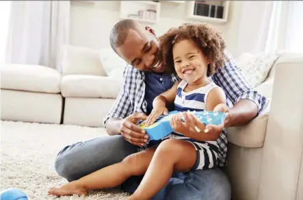  ?? Getty ImaGes/Istockphot­o ?? In a study that examined parents’ feelings while spending time with their children, both mothers and fathers reported being happier — but the effect was greater for dads.