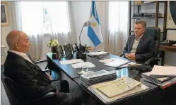  ?? PRENSA UATRE ?? RURALISTA. En Olivos, el Presidente recibió al Momo Venegas.