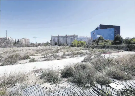  ?? Andreea Vornicu ?? Estado actual de la pastilla del Portillo, una de las brechas urbanas más anchas del centro de Zaragoza.