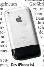  ??  ?? Das iPhone ist arg lädiert, aber funktionie­rt einwandfre­i.