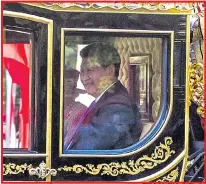  ??  ?? The Queen and Xi Jinping in the royal carriage last year