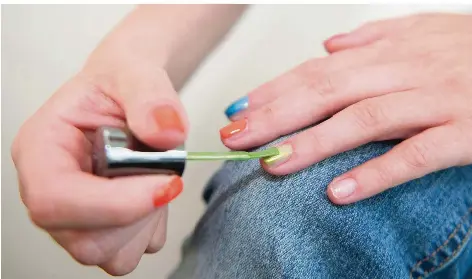 Bunte Nagel Sorgen Fur Sommerlaune Pressreader