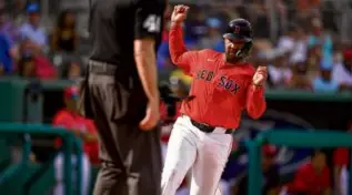  ?? GERALD HERBERT/ASSOCIATED PRESS ?? Jamie Westbrook scored the eventual winning run in the eighth inning.