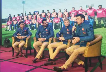  ?? Courtesy: Bengal Tigers ?? From left: Bengal Tigers team mentor Anis Sajan, former Indian pacer Zaheer Khan, skipper Sam Billings and Stephen Fleming speak during the gala night party at the Taj Hotel.