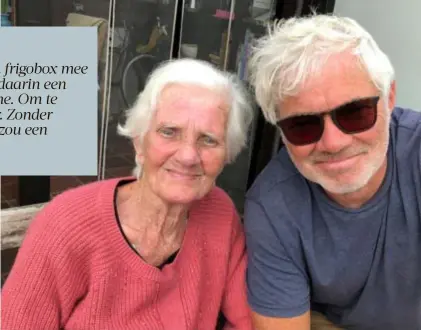  ?? FOTO RR ?? Marie-Louise Coolen, deze zomer nog met haar zoon Stany, samen op het terras.