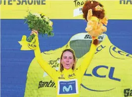  ?? ?? Van Vleuten, en el podio, como ganadora del Tour