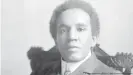  ??  ?? El compositor inglés Samuel ColeridgeT­aylor, de madre inglesa blanca y de padre sierraleon­és. Coleridge-Taylor fue apodado por los músicos blancos de Nueva York como el "Mahler africano".