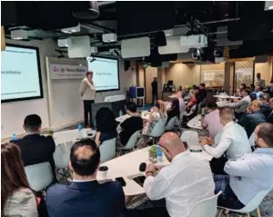  ??  ?? Introducti­on: Google announces the training in its Dubai offices