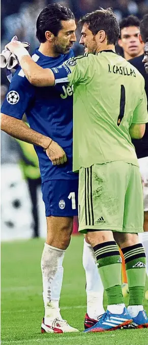  ??  ?? Mutual respect: Juventus goalkeeper Gianluigi Buffon (left) greeting then Real Madrid goalkeeper Iker Casillas at the end of the Champions League Group B match at the Juventus Stadium on Nov 5, 2013. The duo will meet again today. — AP