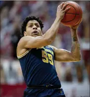  ?? ASSOCIATED PRESS FILE PHOTO ?? Eli Brooks and Michigan can take a major step toward the Big Ten title with a victory over No. 4Illinois on Tuesday.