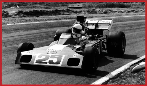  ??  ?? A year later and the circuit is Teretonga, the driver Neil Doyle and the engine a 5 litre Chevrolet