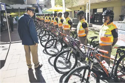  ?? Picture: Jacques Nelles ?? A NEW FORCE. Tshwane Metro police officers in Hatfield at the launch of the bicycle unit.