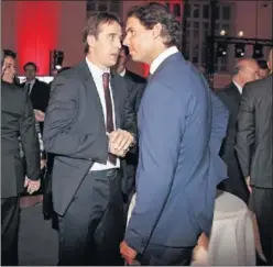  ??  ?? FENÓMENOS. Lopetegui y Rafa Nadal se saludaron efusivamen­te.