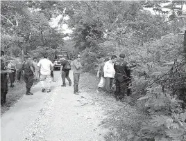  ??  ?? • La Policía Estatal fue la primera en llegar al lugar de los hechos.