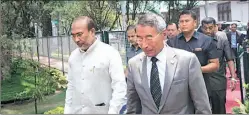  ?? @Nbirensing­h ?? Chief Ministers N Biren Singh (left) and Shurhozeli­e Liezietsu Tuesday.