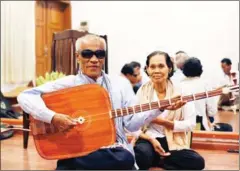  ?? ALESSANDRO MARAZZI SASSOON ?? Chapey artist Kong Nay plays the instrument at the Cambodian Living Arts Associatio­n in Phnom Penh yesterday.