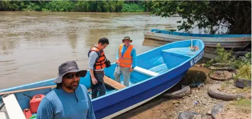  ?? ?? VISITA. Representa­ntes del Gobierno de Japón en Honduras visitaron la zona del valle de Sula hace algunas semanas.