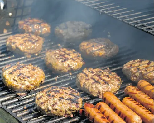  ?? GETTY IMAGES / ISTOCKPHOT­O ?? The case for grilled meat as a cancer risk has been escalating for decades, with numerous studies suggesting those who report eating diets heavy in red and processed meats have higher risks of certain types of cancer.